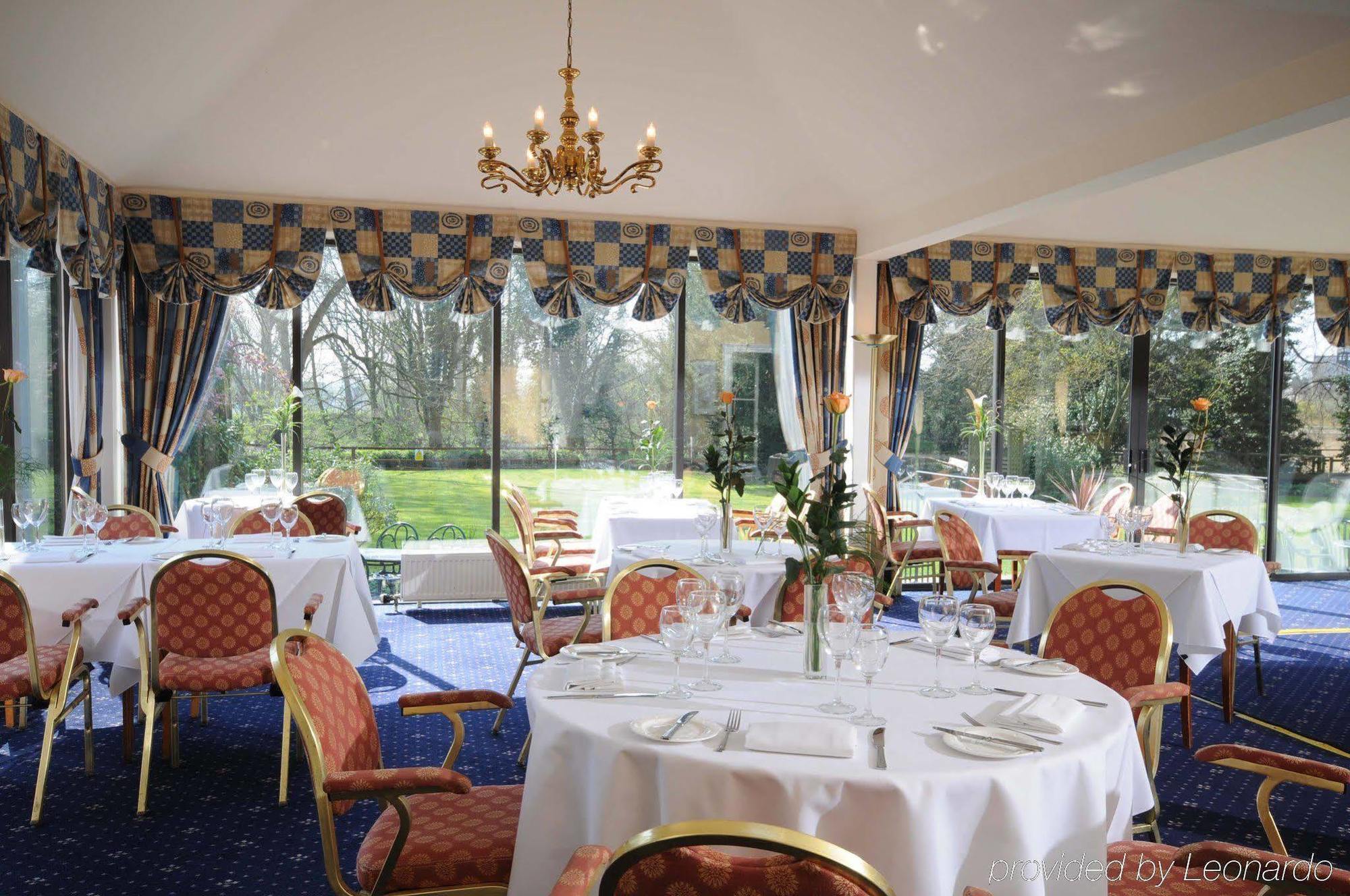 The Riverside House Hotel Mildenhall Εστιατόριο φωτογραφία