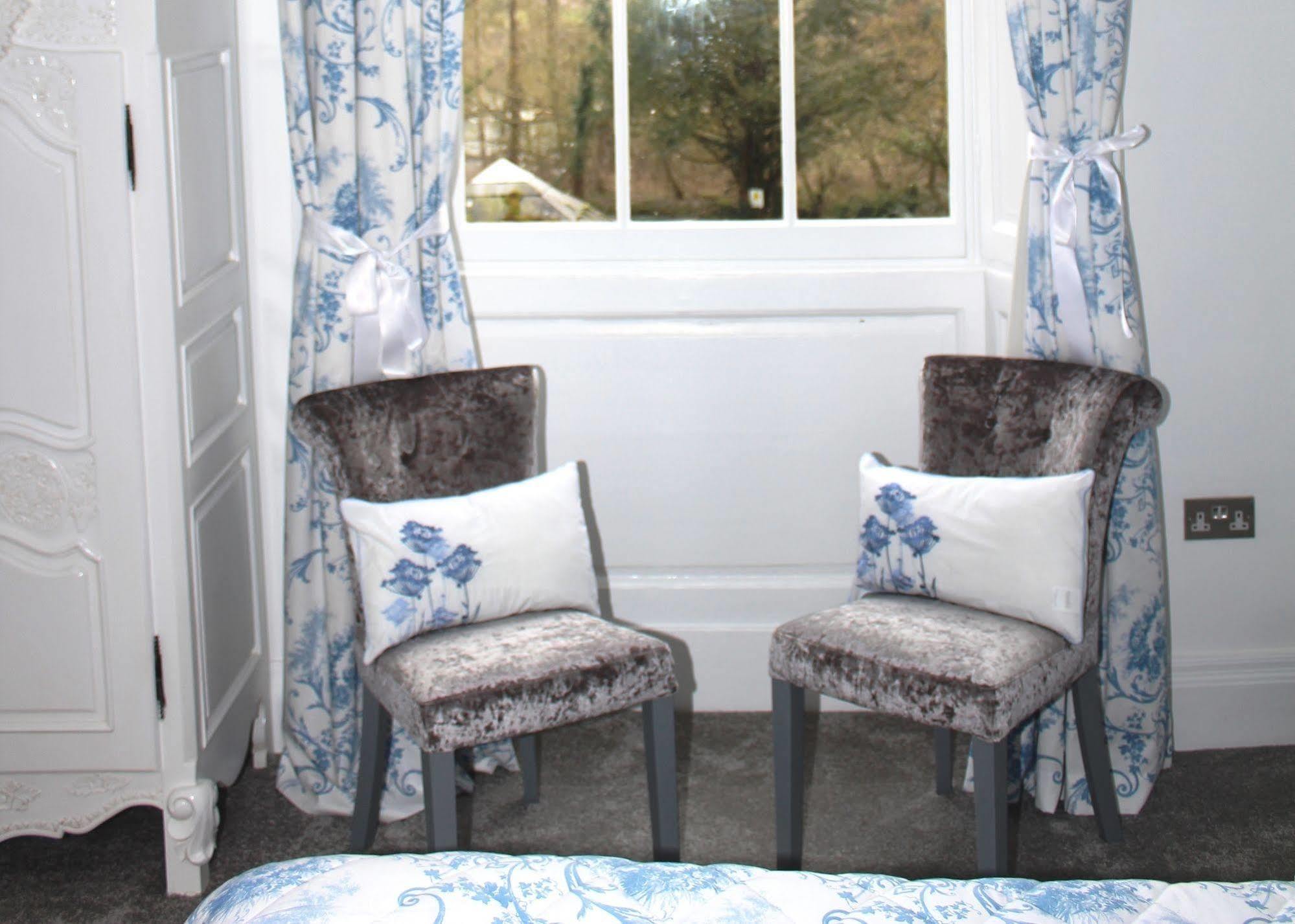 The Riverside House Hotel Mildenhall Εξωτερικό φωτογραφία