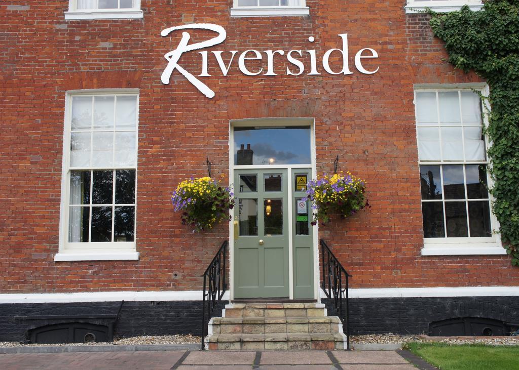 The Riverside House Hotel Mildenhall Εξωτερικό φωτογραφία